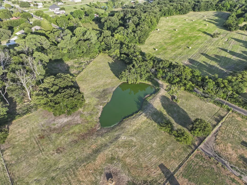 711 County Road 701 Cleburne, TX 76031