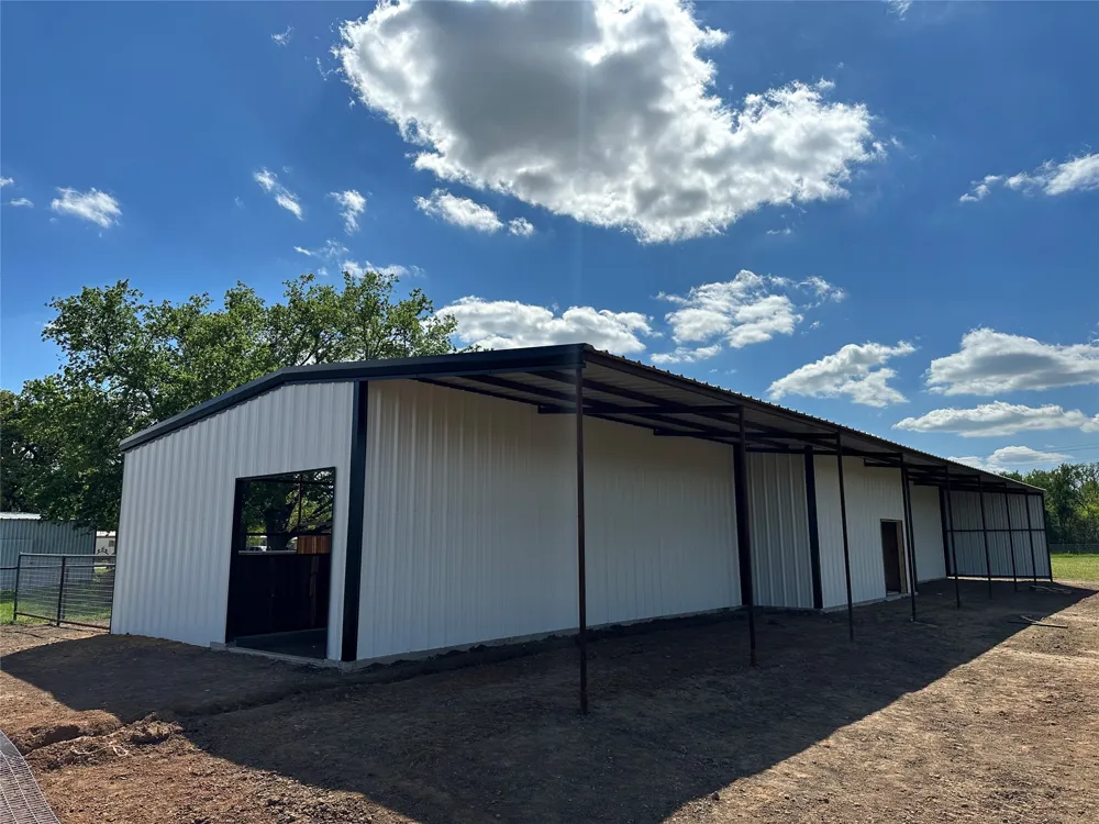 711 County Road 701 Cleburne, TX 76031