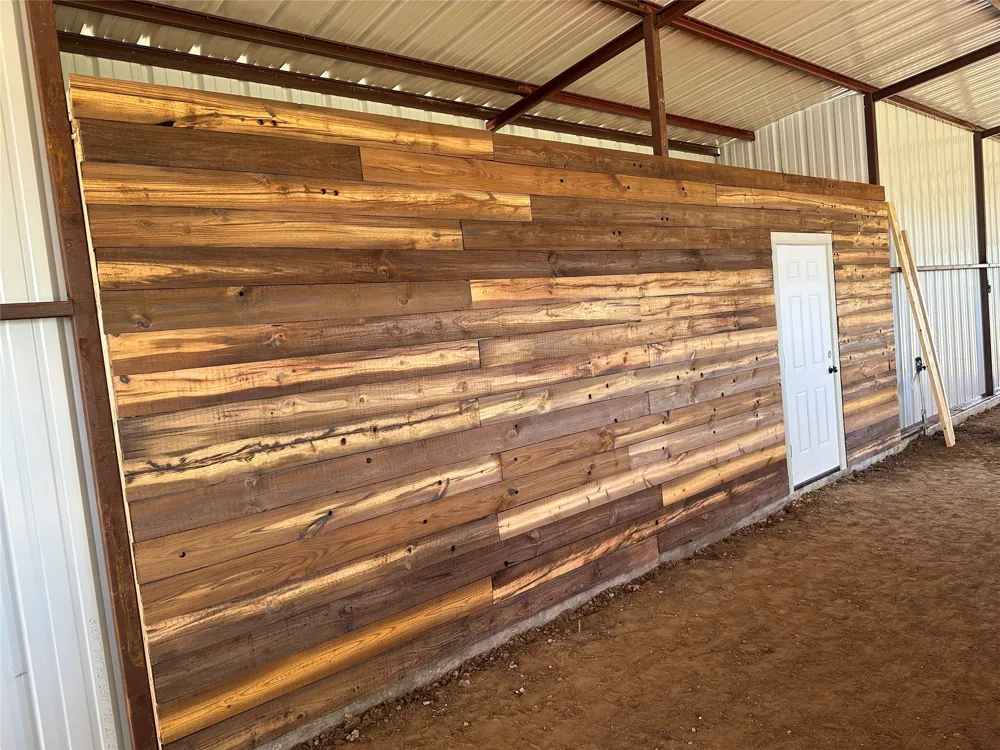711 County Road 701 Cleburne, TX 76031