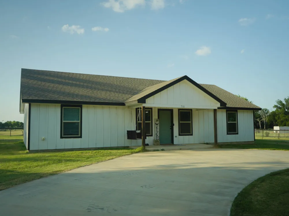 711 County Road 701 Cleburne, TX 76031