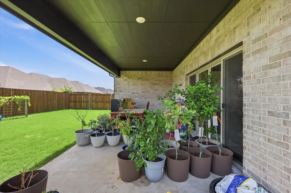 2321 Preakness Drive Seagoville, TX 75159