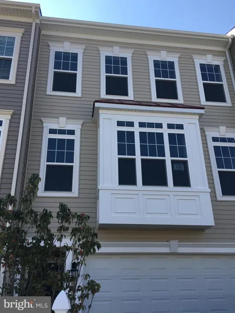 202 APSLEY TERRACE