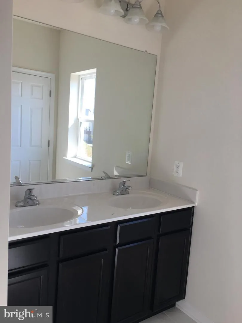 202 APSLEY TERRACE Purcellville, VA 20132