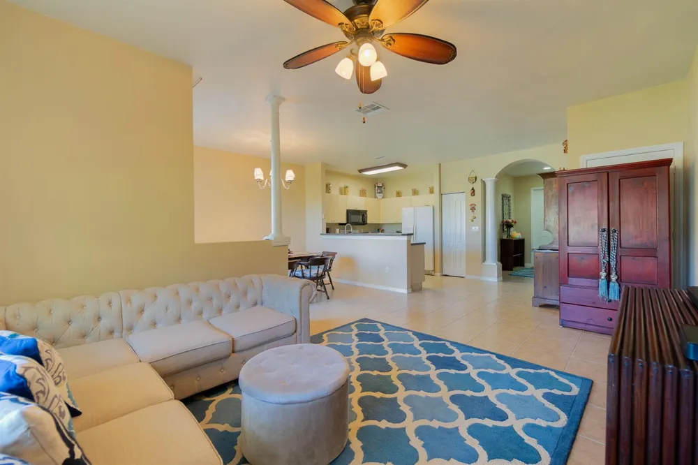 213 River Bluff Lane Royal Palm Beach, FL 33411