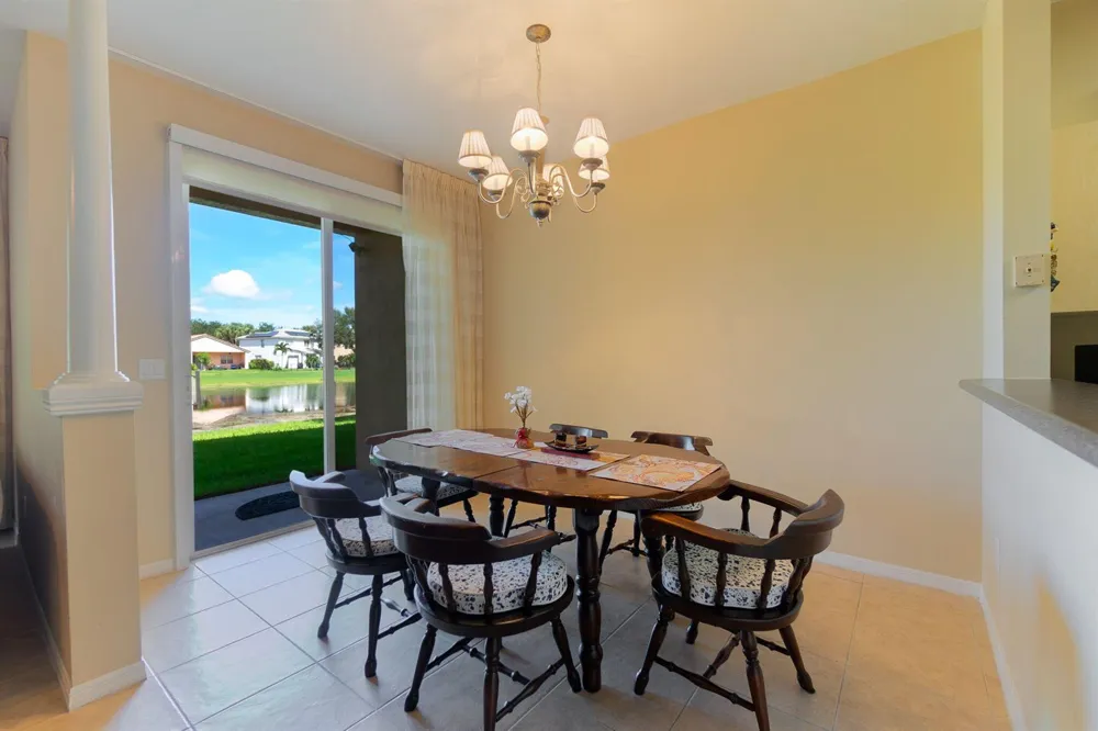213 River Bluff Lane Royal Palm Beach, FL 33411