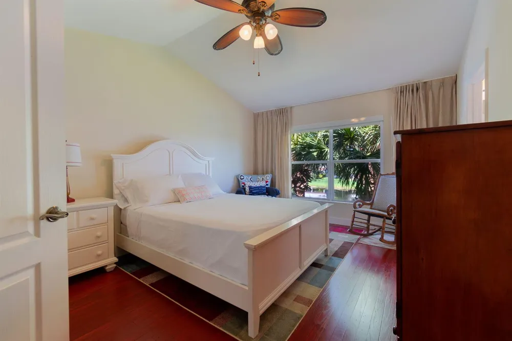 213 River Bluff Lane Royal Palm Beach, FL 33411