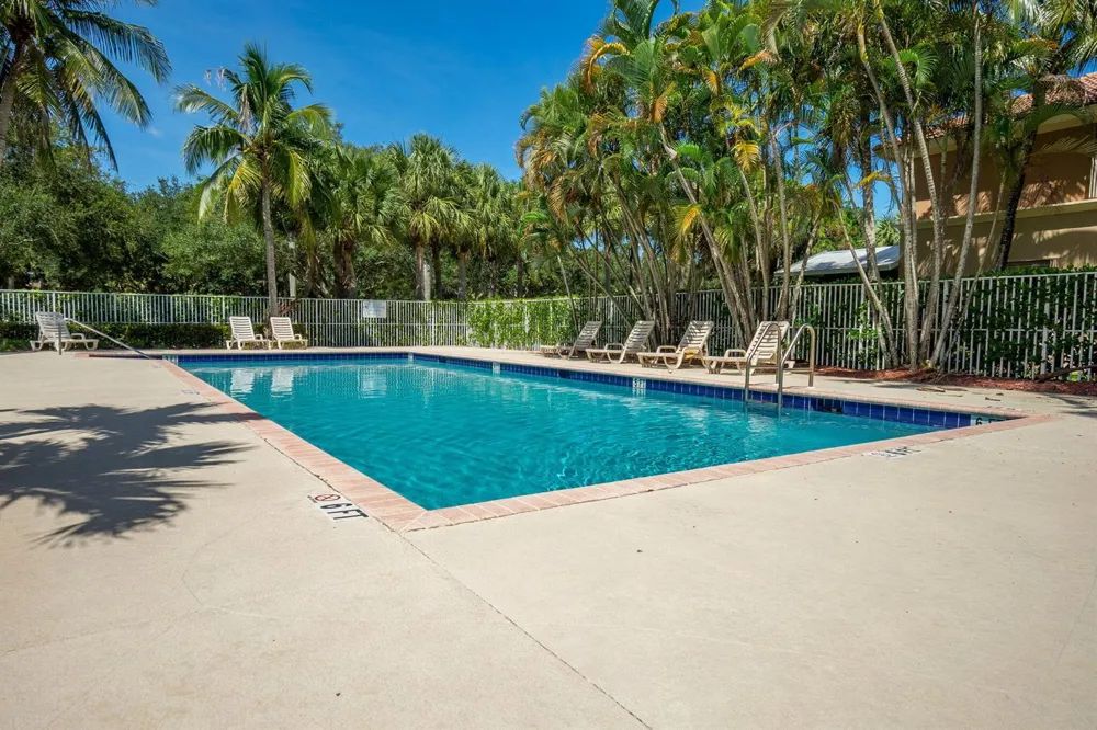 213 River Bluff Lane Royal Palm Beach, FL 33411
