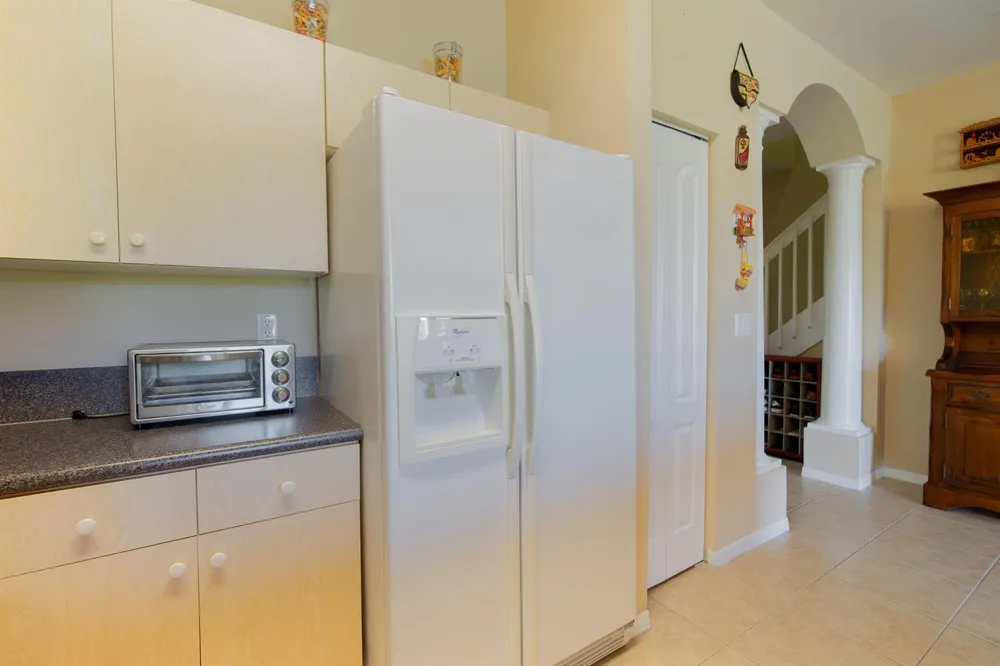 213 River Bluff Lane Royal Palm Beach, FL 33411