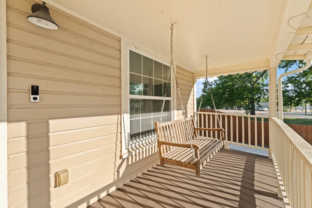 102 S 4th Street Grandview, TX 76050