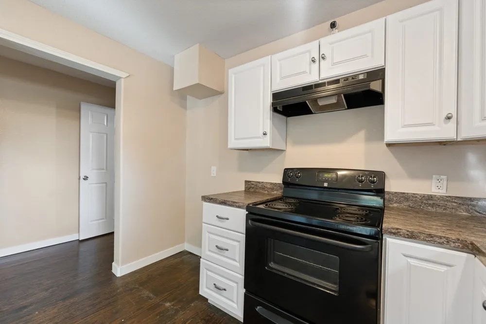 102 S 4th Street Grandview, TX 76050