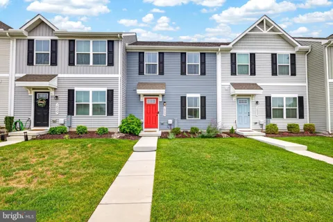 10529 PRICE DRIVE