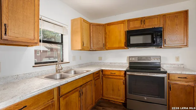 7 Us Highway 87 Comfort, TX 78013