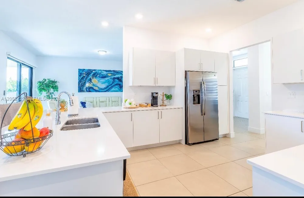 13218 SW 230th st Miami, FL 33170