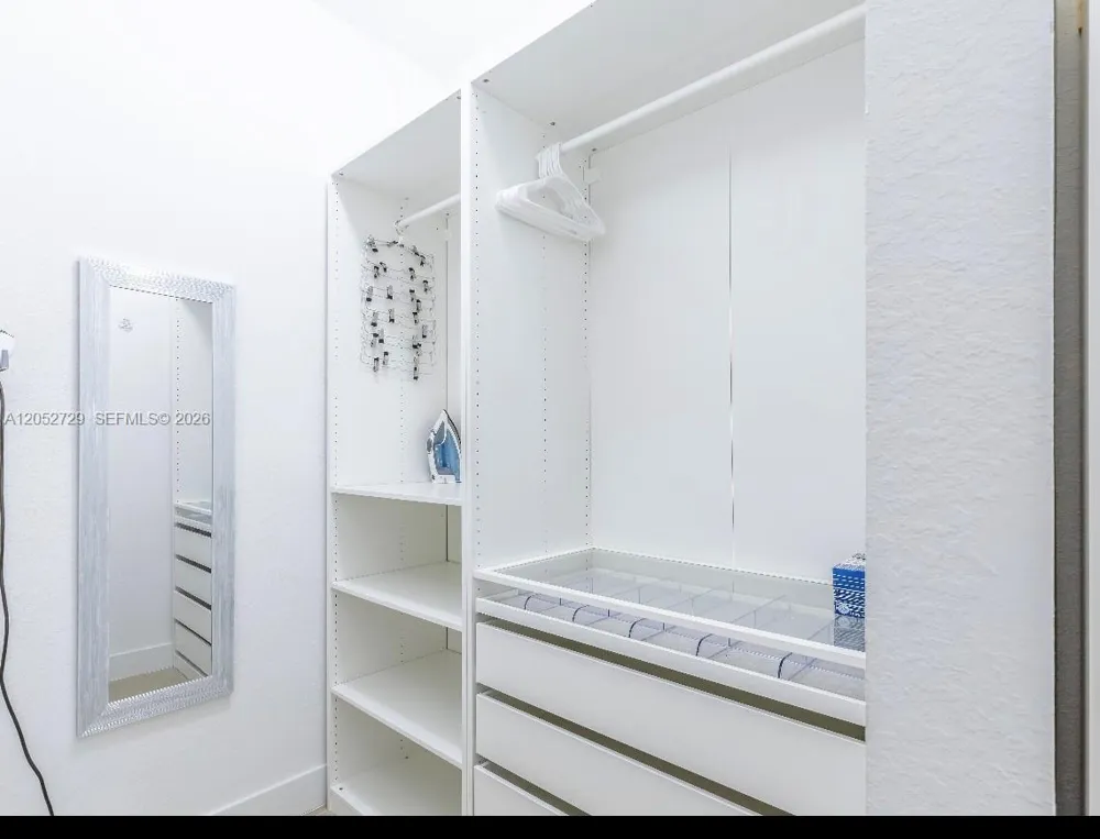 13218 SW 230th st Miami, FL 33170