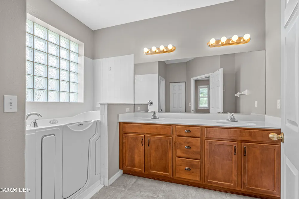 511 Safe Harbor Drive Edgewater, FL 32141
