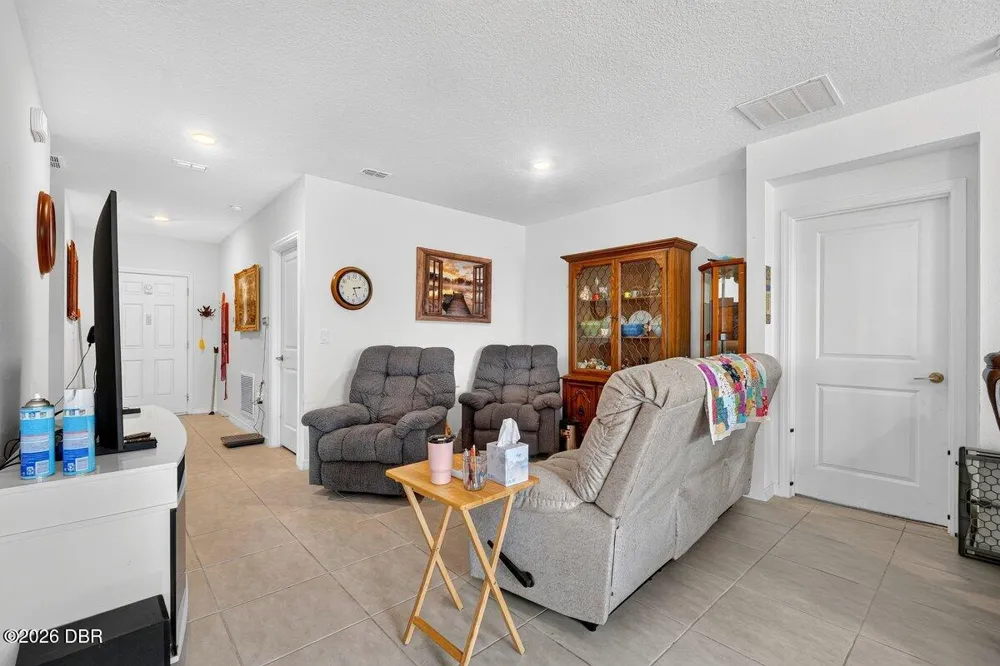 365 River Front Way Edgewater, FL 32141