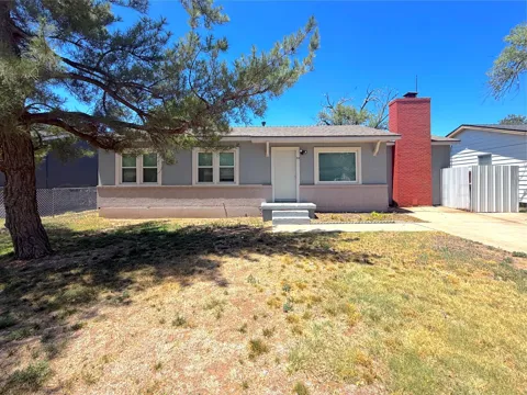 215 PEACH AVENUE