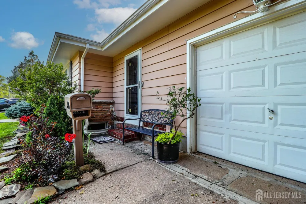 496 Outlook Avenue Colonia, NJ 07067