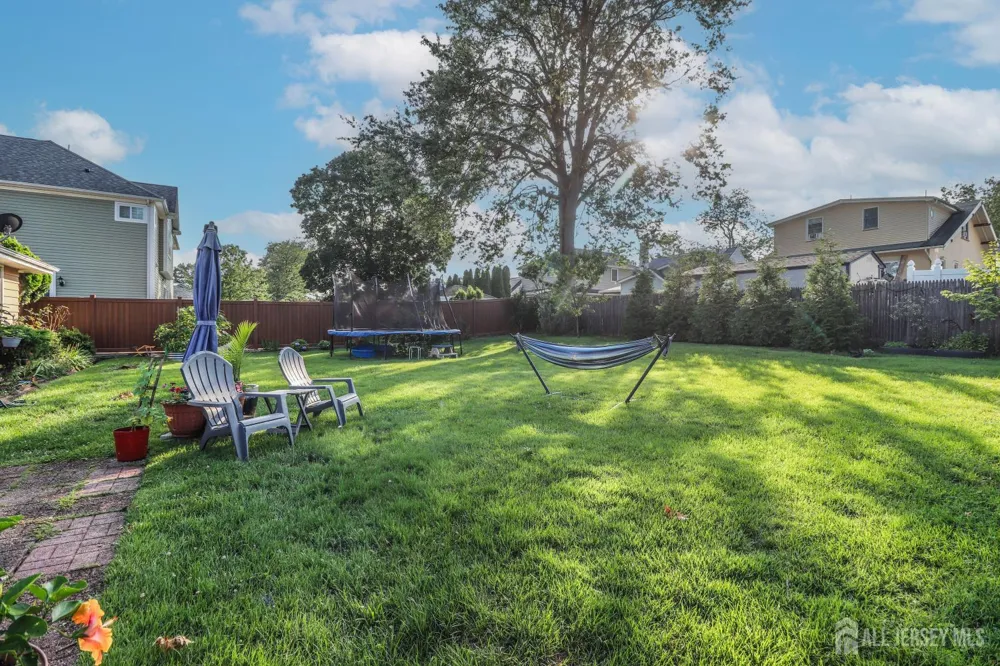 496 Outlook Avenue Colonia, NJ 07067