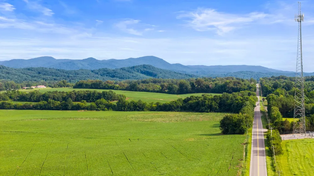 1738 Highway 411 Old Fort, TN 37362