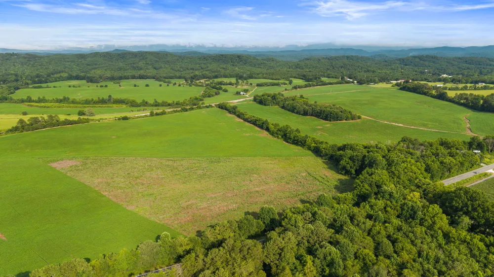 1738 Highway 411 Old Fort, TN 37362