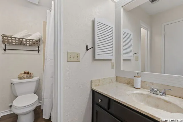 11206 Blue Waters Helotes, TX 78023