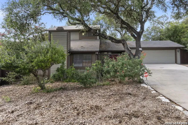 11206 Blue Waters Helotes, TX 78023