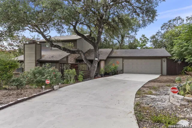 11206 Blue Waters Helotes, TX 78023