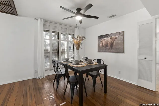11206 Blue Waters Helotes, TX 78023