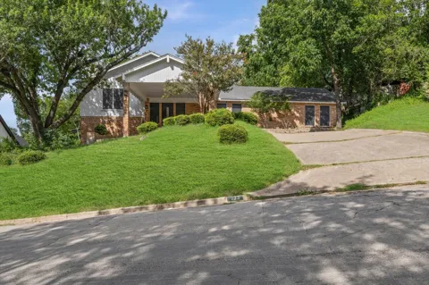1133 Valley Ridge Drive