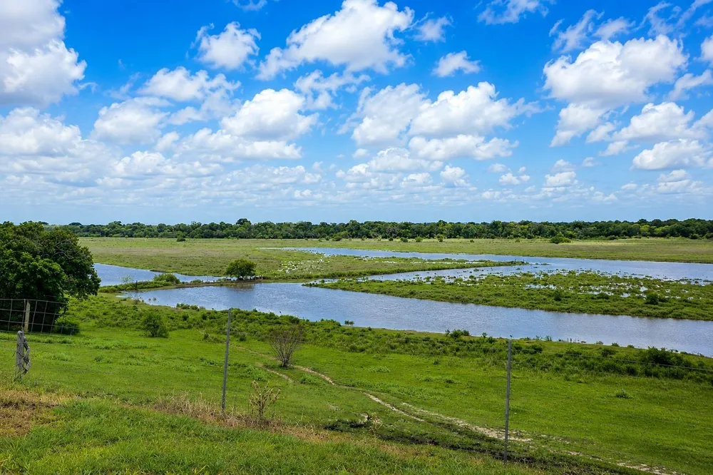 290 Henry Garza Ln Street Tivoli, TX 77990