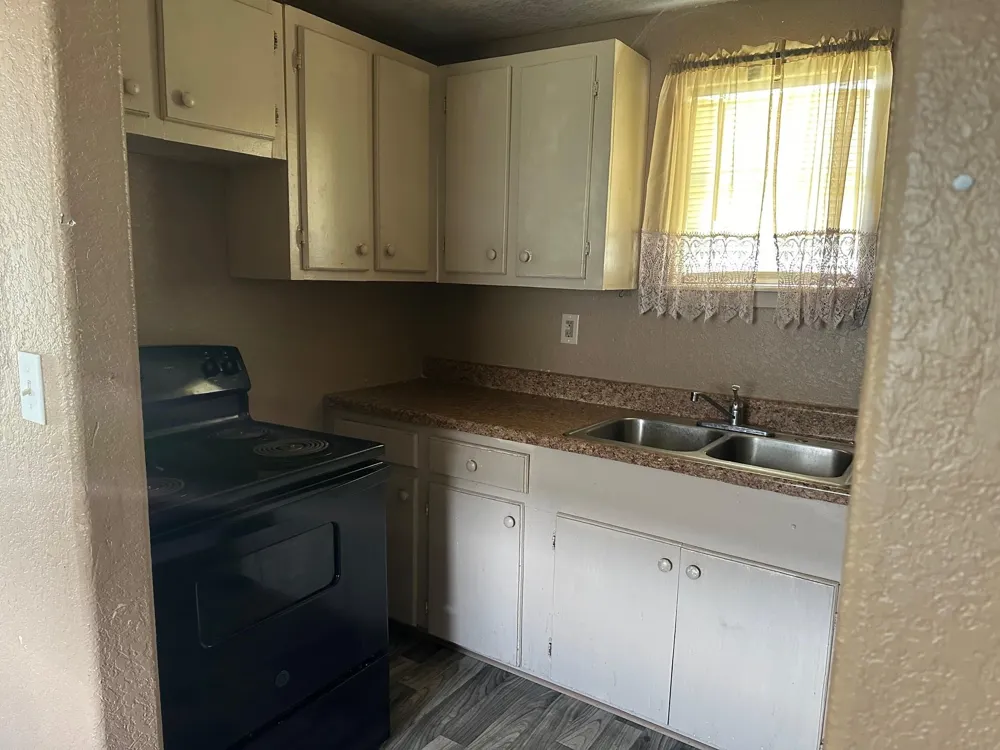 310 S Avenue D Freeport, TX 77541