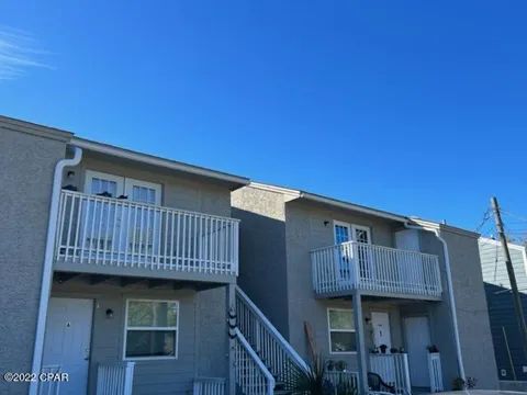 2503 W 10th Street #B