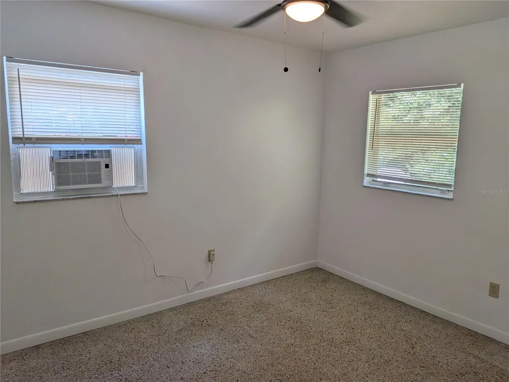 2461 44 ocala, FL 34482