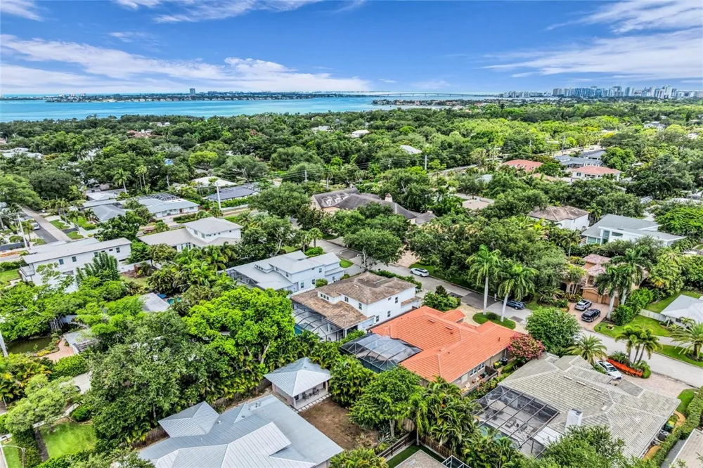 1838 OLEANDER STREET Sarasota, FL 34239