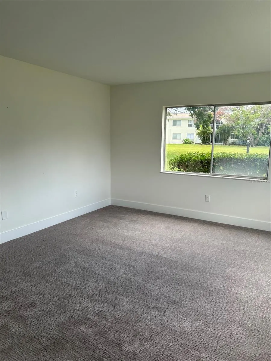 4520 OVERLOOK DRIVE NE #132 St Petersburg, FL 33703