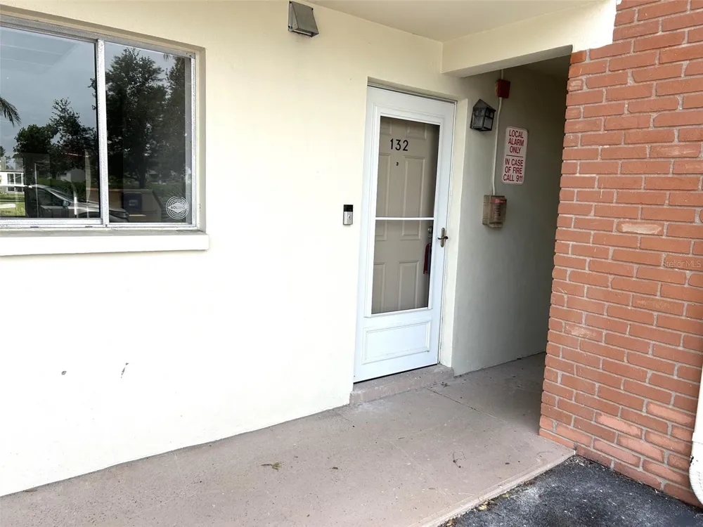 4520 OVERLOOK DRIVE NE #132 St Petersburg, FL 33703