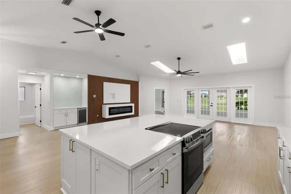 6549 BRENTWOOD DRIVE Zephyrhills, FL 33542