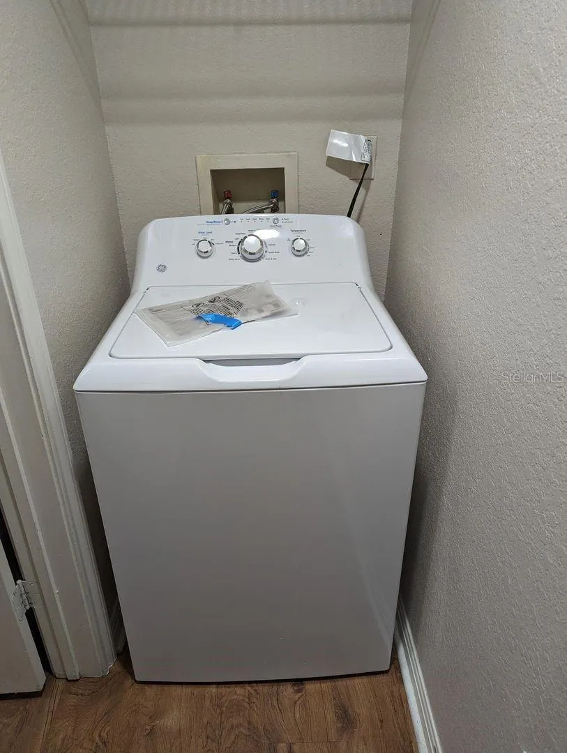 911 ORANGE AVENUE #524 Orlando, FL 32801