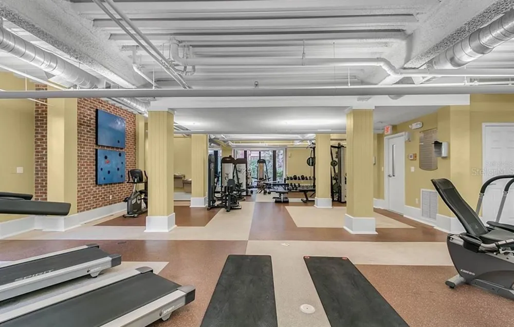 911 ORANGE AVENUE #524 Orlando, FL 32801