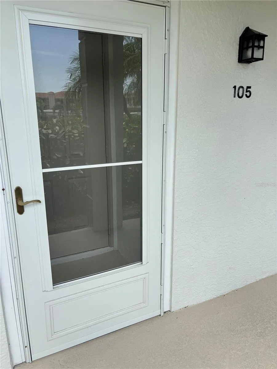 6507 STONE RIVER ROAD #105 Bradenton, FL 34203