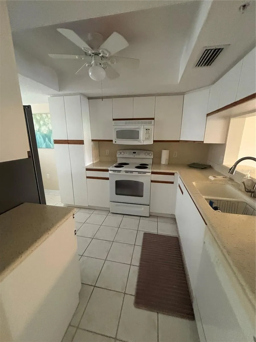 6507 STONE RIVER ROAD #105 Bradenton, FL 34203