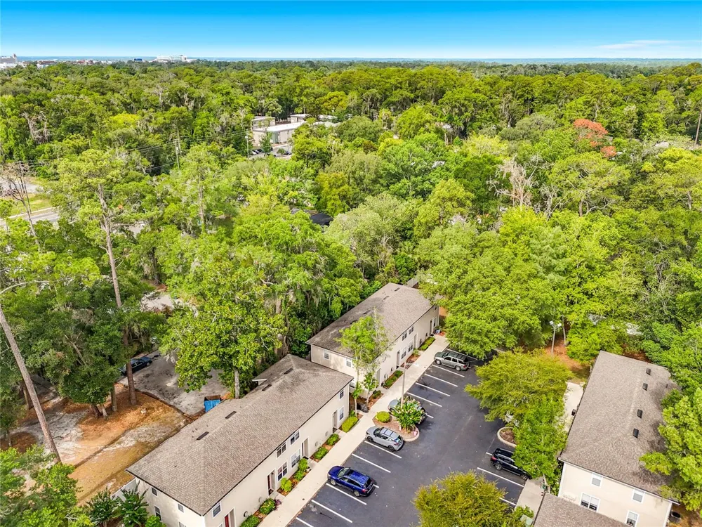 1710 NW 7TH STREET #604 Gainesville, FL 32609