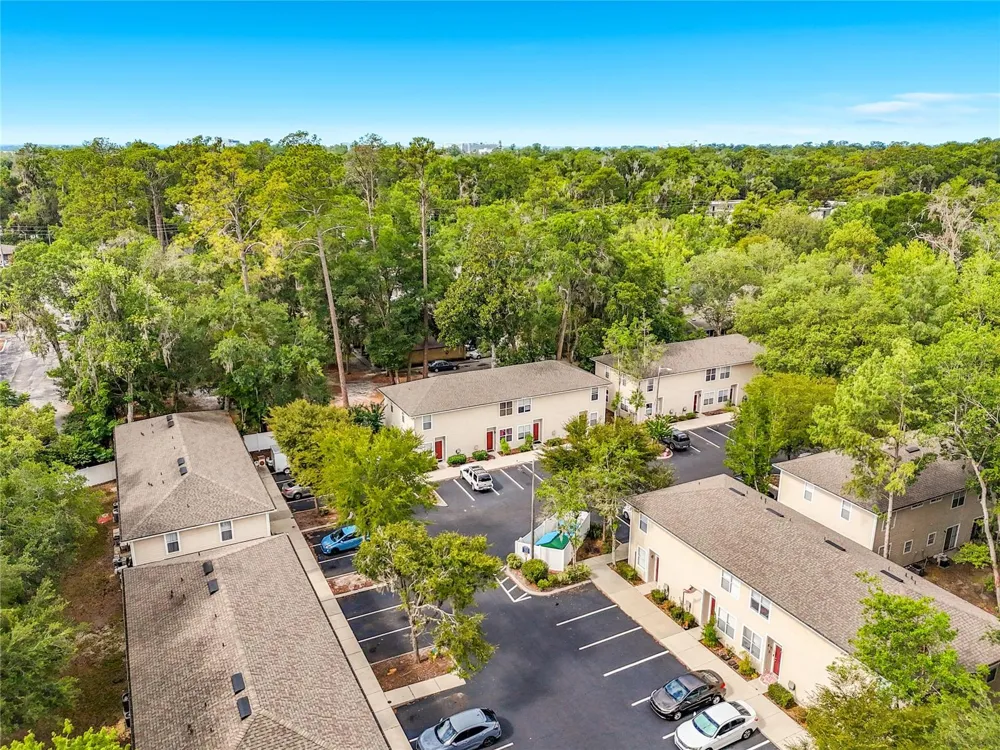 1710 NW 7TH STREET #604 Gainesville, FL 32609