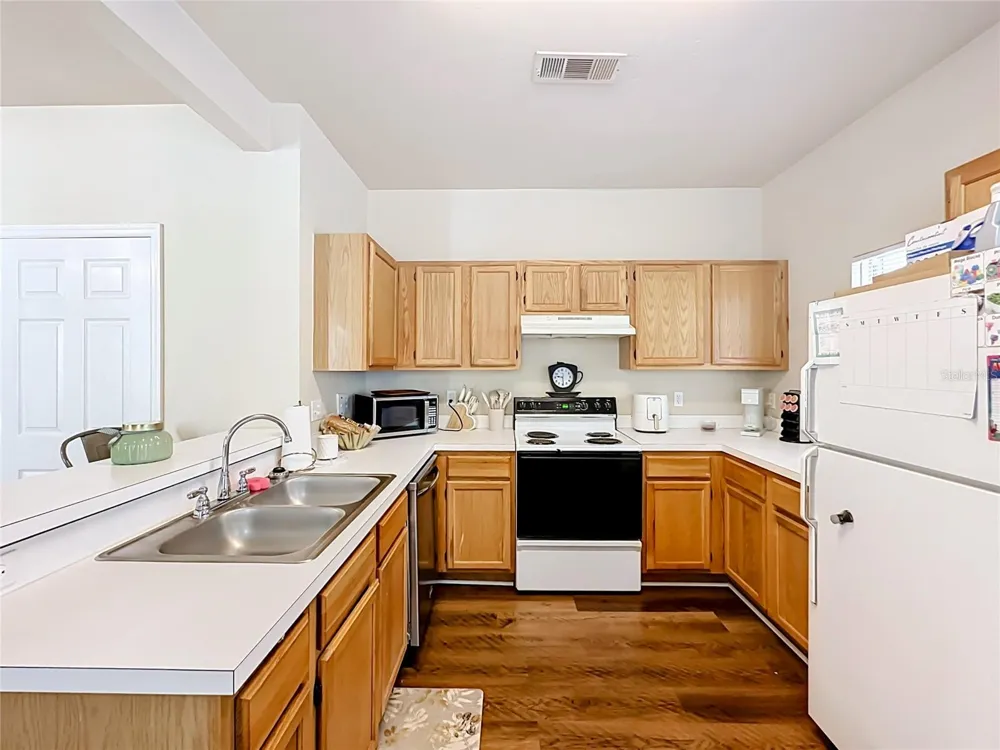 1710 NW 7TH STREET #604 Gainesville, FL 32609