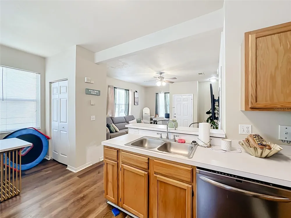 1710 NW 7TH STREET #604 Gainesville, FL 32609