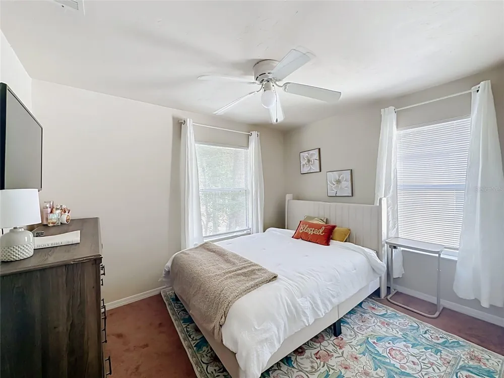 1710 NW 7TH STREET #604 Gainesville, FL 32609