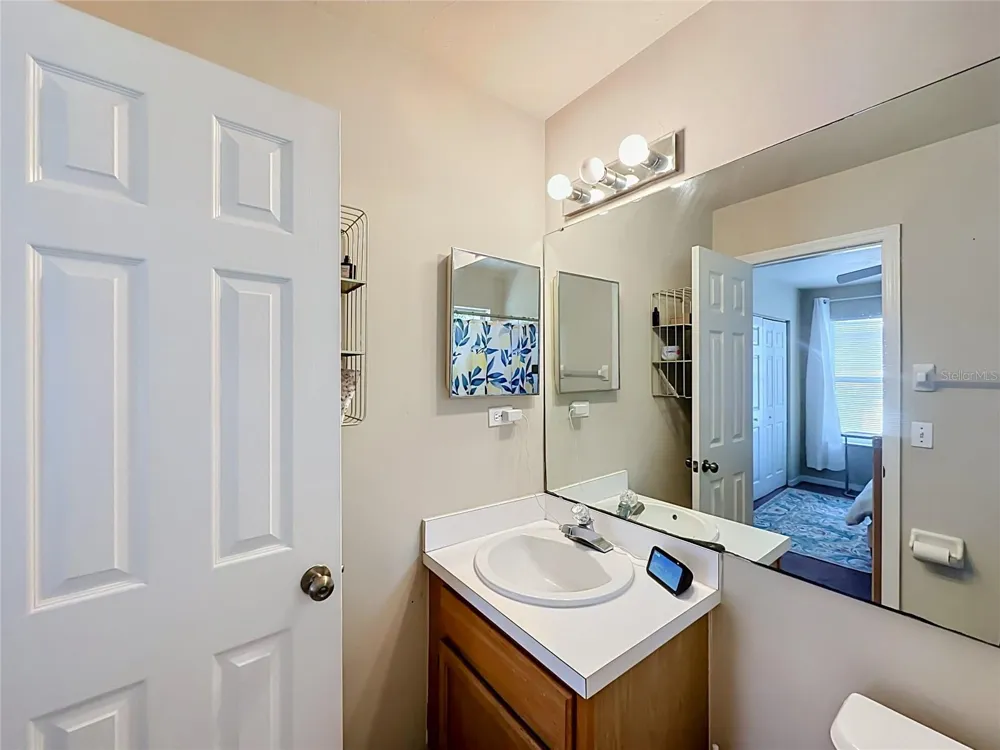 1710 NW 7TH STREET #604 Gainesville, FL 32609