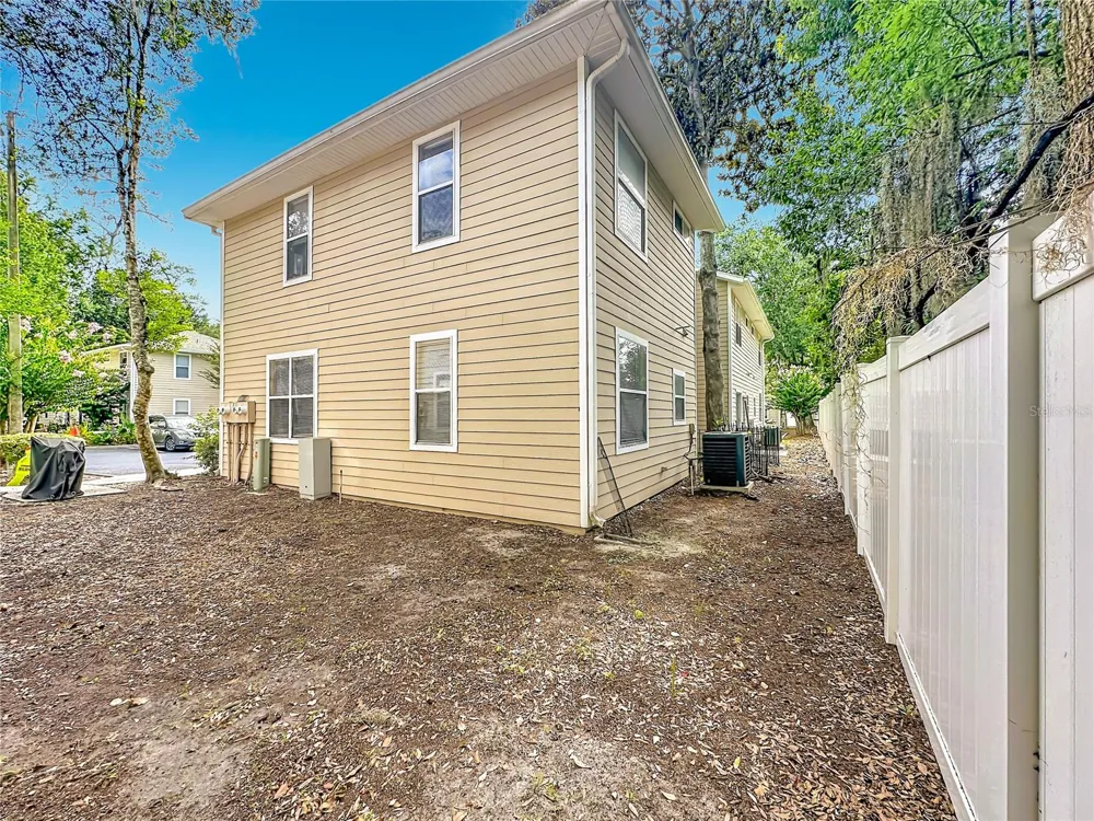 1710 NW 7TH STREET #604 Gainesville, FL 32609