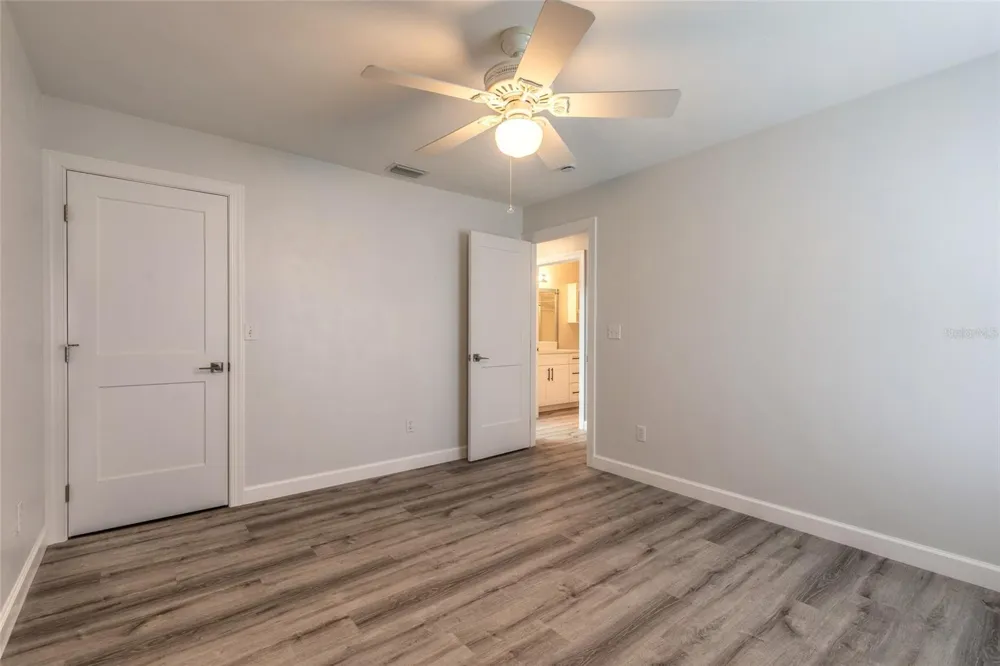 656 MIDDLEBURY LOOP New Smyrna Beach, FL 32168